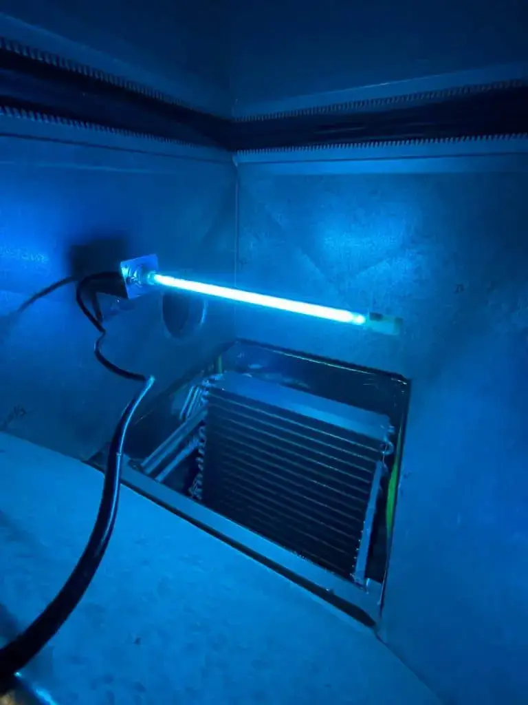 HVAC UV light installation in Des Plaines IL 60016